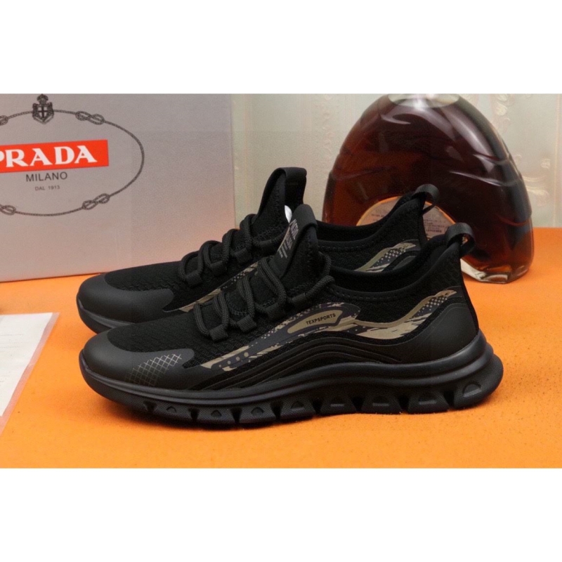Pra*a casual shoes